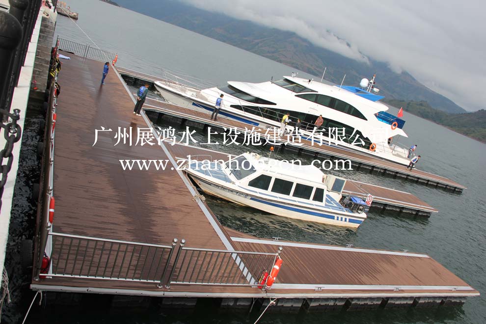 Floating Dock For The Hydropower Station In Yunnan